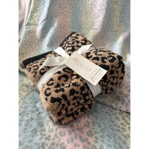 Rachel Zoe Leopard Cheetah Print 100% Cotton washcloths Set of 4 Bathroom 13x13